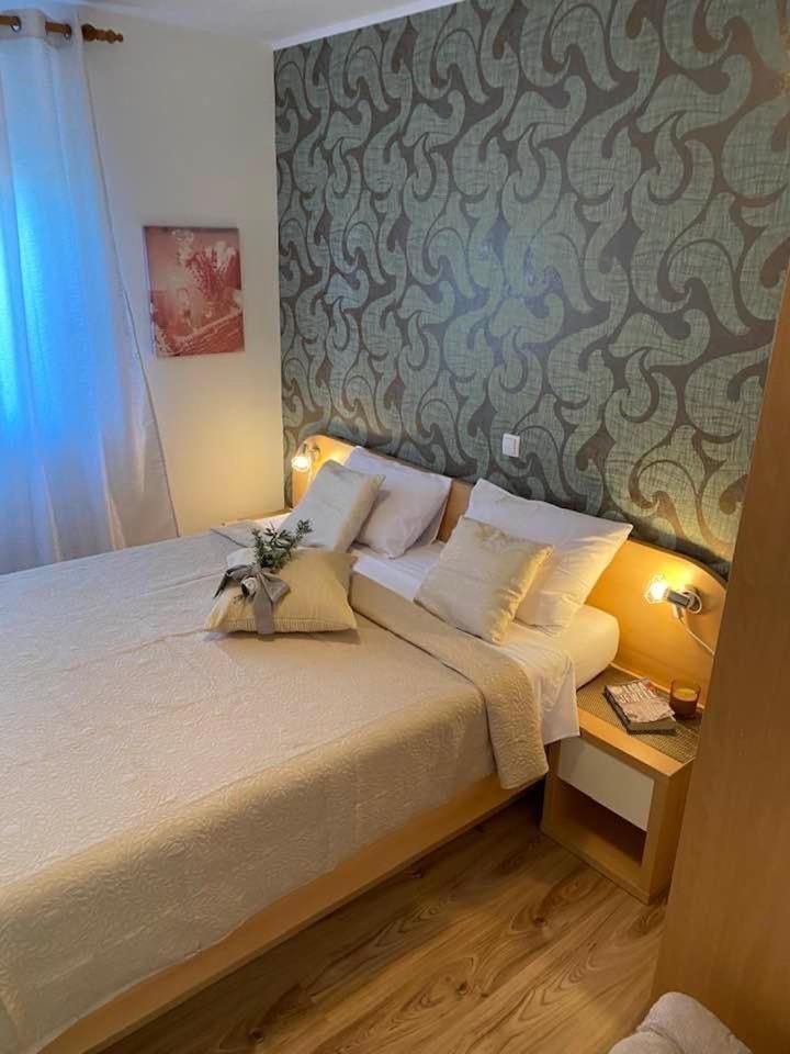 Apartments Sestanka Новаля Екстериор снимка